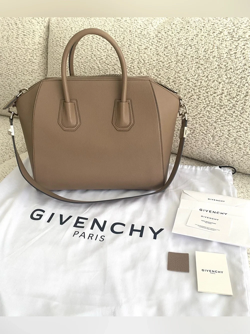 Givenchy Antigona Medium Sugar Linen Taupe Shoulder Top Handle Bag EUC
